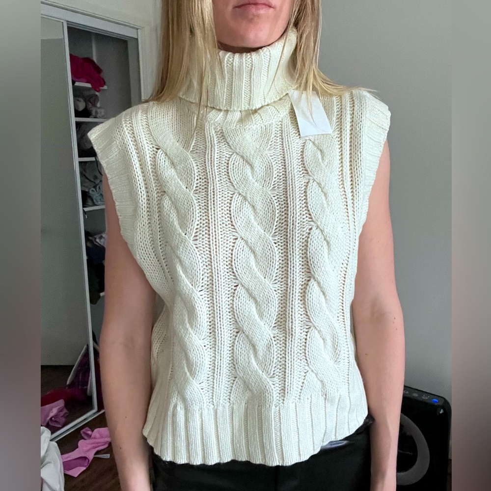 H&M Sweater vest